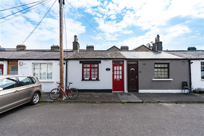 Main image for 13 Kirwan Street Cottages, Stoneybatter, Dublin 7