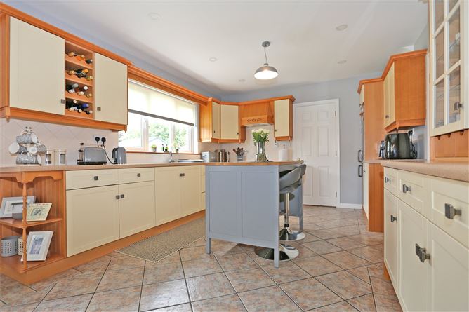 13 Ballycasey Close, Shannon, Co. Clare