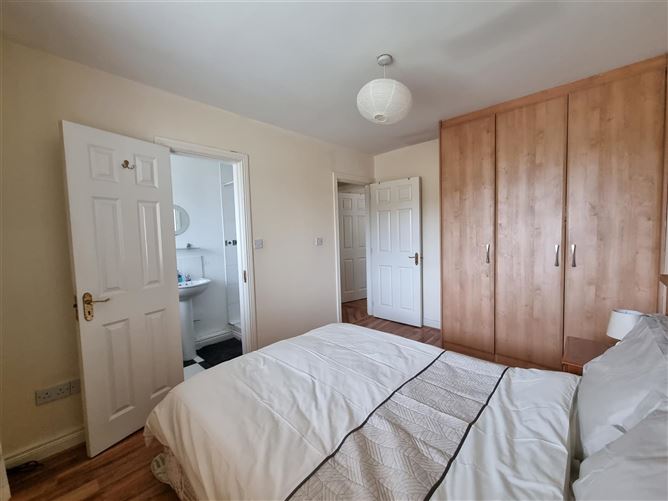 18 The Woods, Cnoc na Greine, Kilcullen, Co Kildare, Kilcullen, Kildare