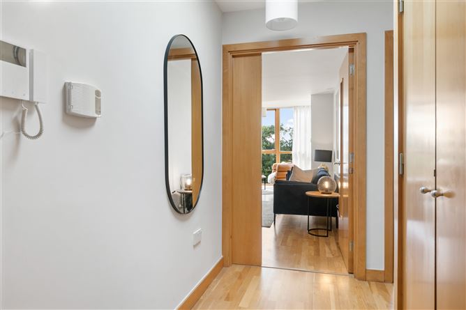 96 The Atrium, Roebuck Hill, Clonskeagh, Dublin 14