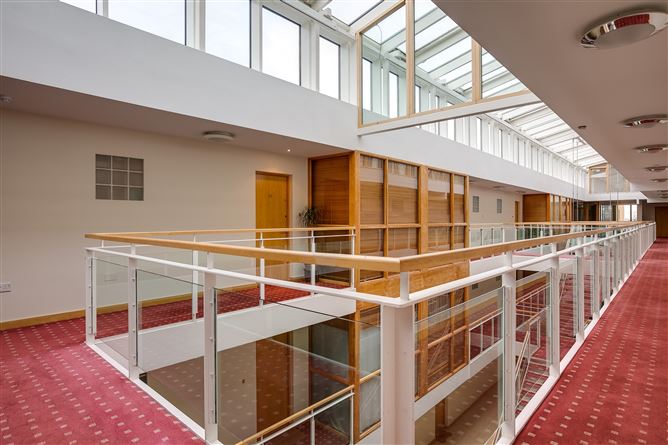 96 The Atrium, Roebuck Hill, Clonskeagh, Dublin 14