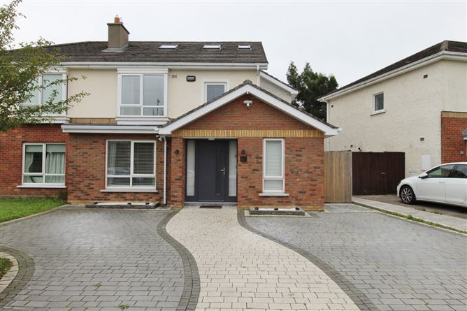 17 Riverwood Chase, Castleknock, Dublin 15