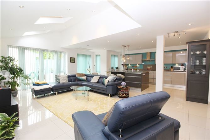 17 Riverwood Chase, Castleknock, Dublin 15