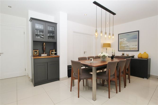 17 Riverwood Chase, Castleknock, Dublin 15