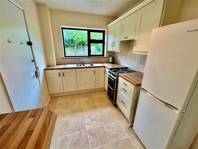 21 Bayview Drive, Newtown Road, Wexford Town, Wexford Kearney & Co. Property Sales and Letting