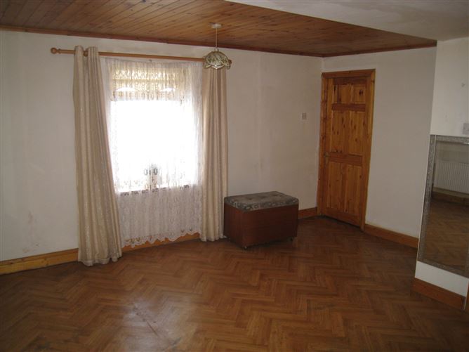 53 Main Street , Edgeworthstown, Longford