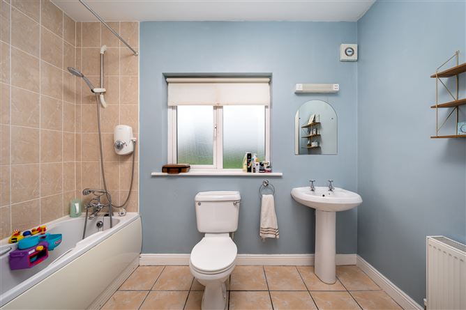 3 Woodlands Close, Birr, Co. Offaly