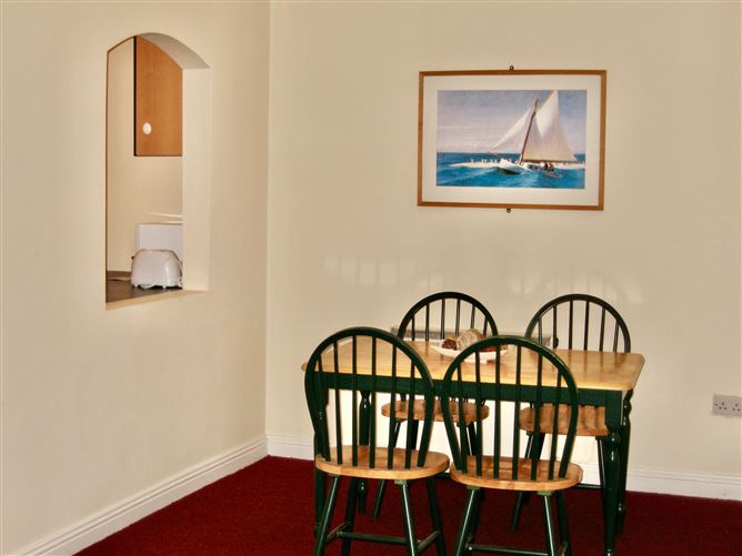 6 The Pillar, King Street, Wexford Town, Wexford