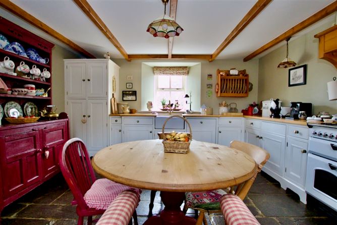Lilac Lodge, Clonmee, Lanesboro, Longford