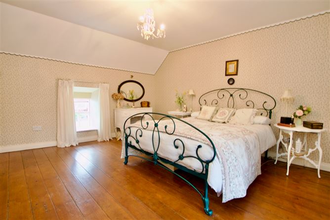 Lilac Lodge, Clonmee, Lanesboro, Longford