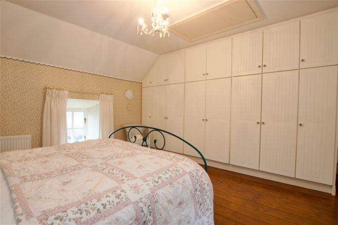 Lilac Lodge, Clonmee, Lanesboro, Longford
