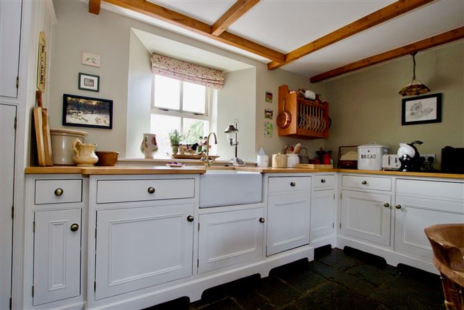 Lilac Lodge, Clonmee, Lanesboro, Longford