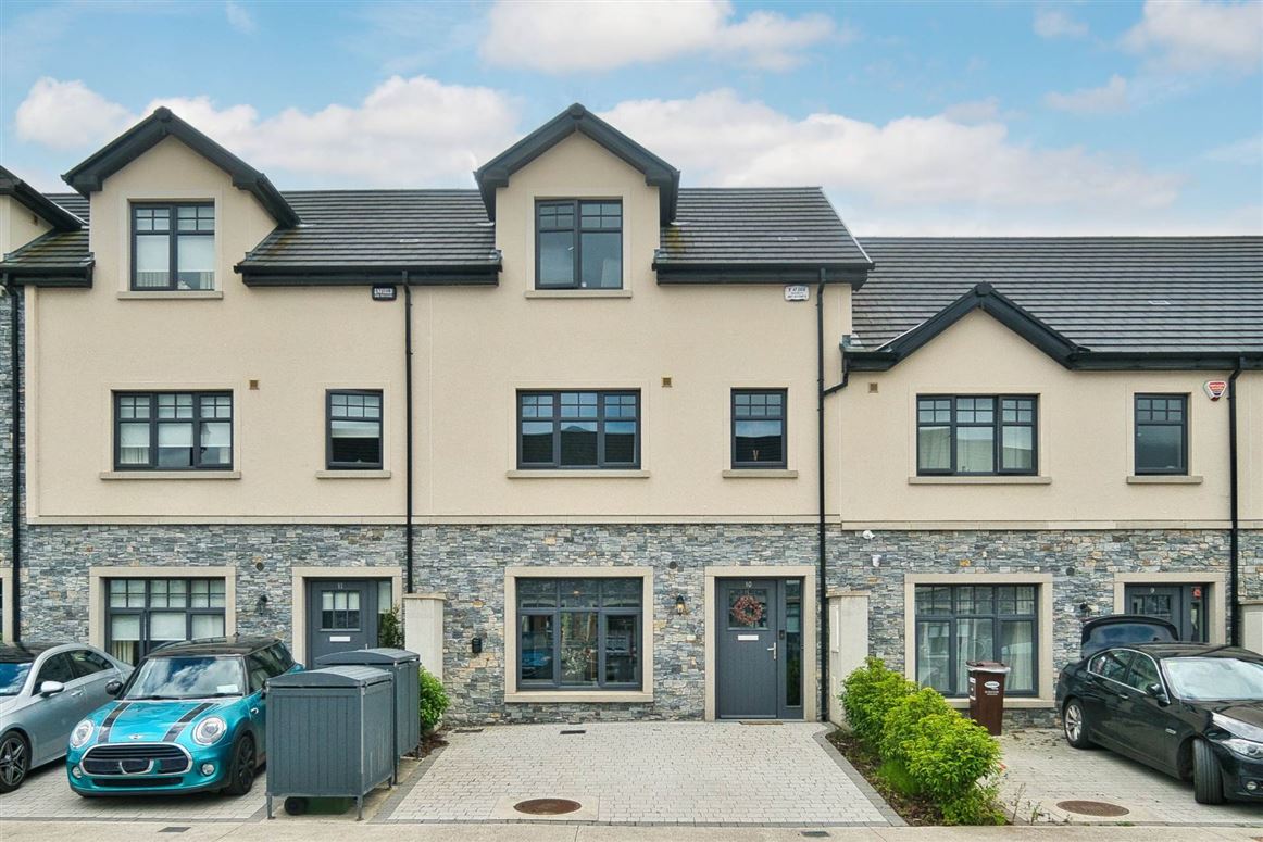 10 The Darley, Straffan, County Kildare