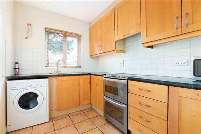 5 Whitechurch Pines, Rathfarnham, Dublin 14