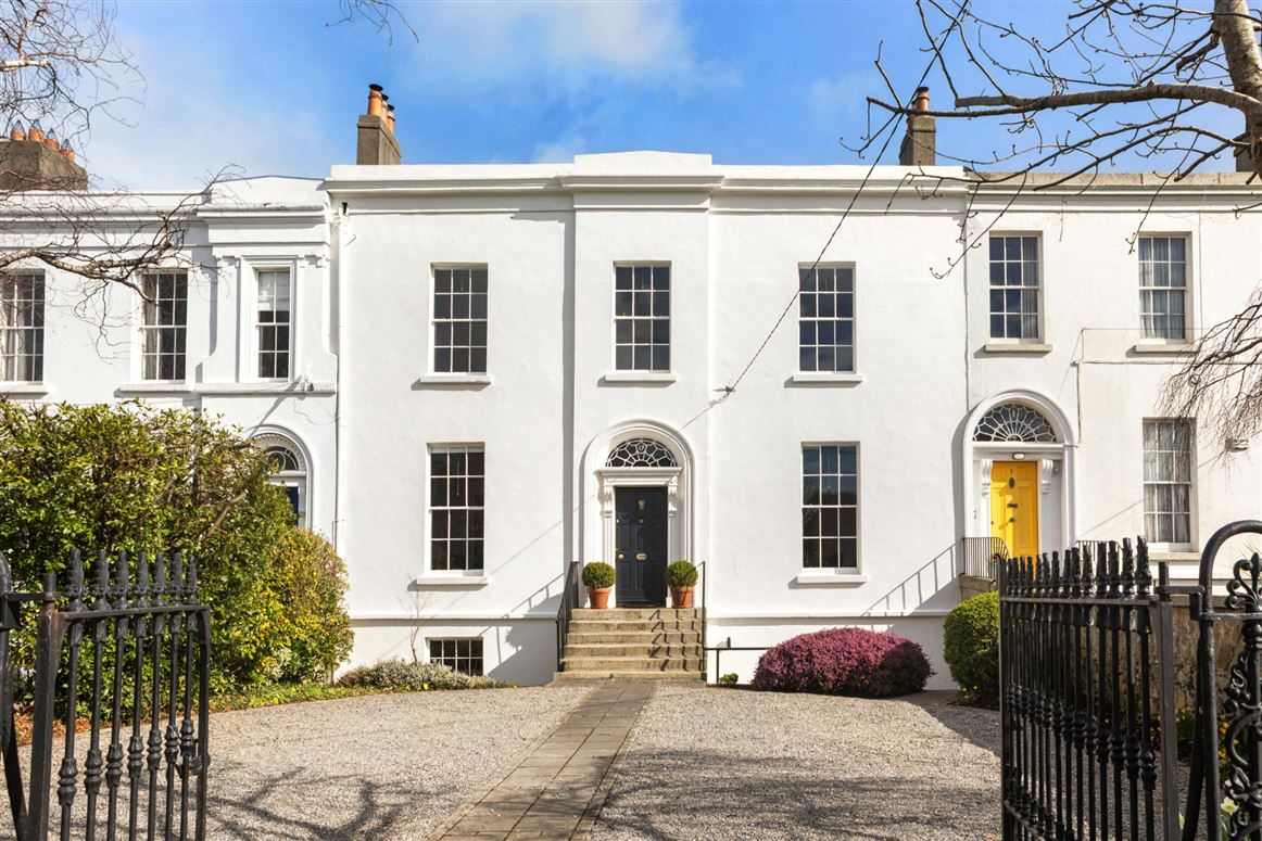 17 Lower Prince Edward Terrace, Carysfort Avenue, Blackrock, Co. Dublin