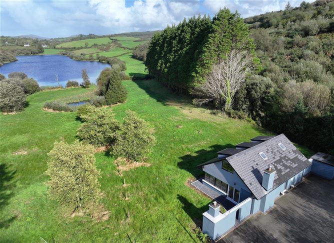 The Lake House, Shandrum, Bantry, West Cork