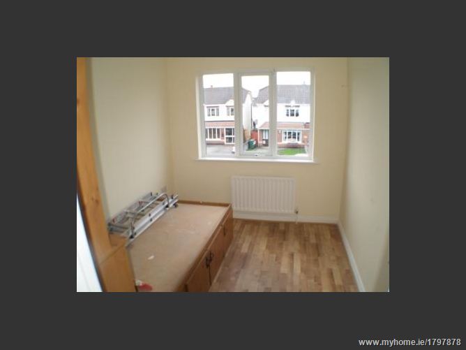Photo 7 of 9 — 15 Earlsfort Vale, Lucan, Co. Dublin