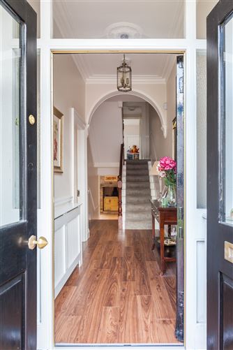 25 Botanic Road, Glasnevin, Dublin 9