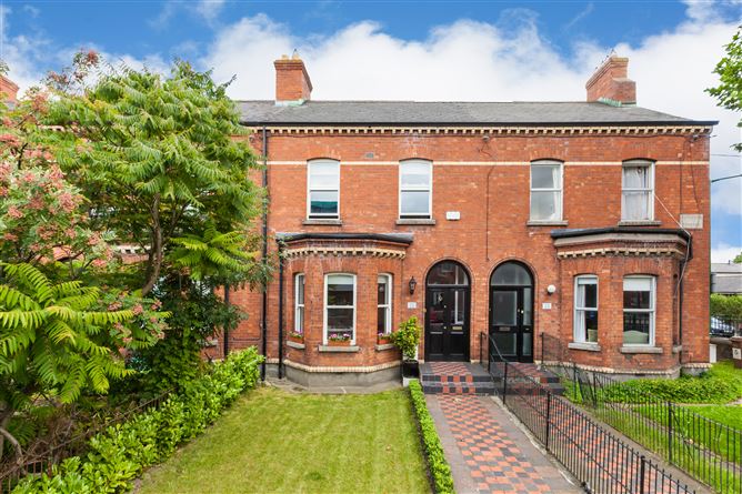 25 Botanic Road, Glasnevin, Dublin 9