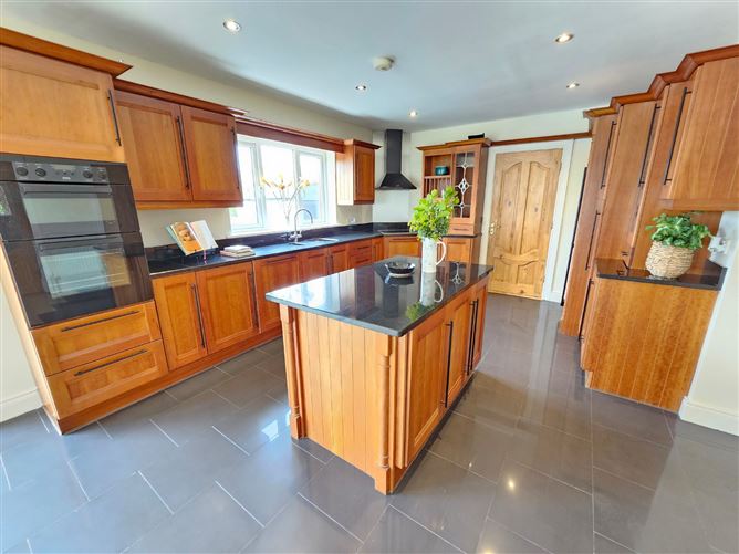 Suantrai, Clarecastle, Ennis, Co. Clare