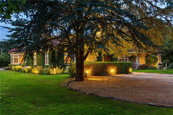 St Joseph's, Brennanstown Rd, Foxrock, Dublin 18