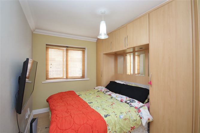 26 Saint Maelruan's Courtyard, Tallaght, Dublin 24