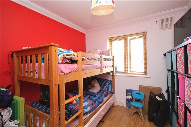 26 Saint Maelruan's Courtyard, Tallaght, Dublin 24