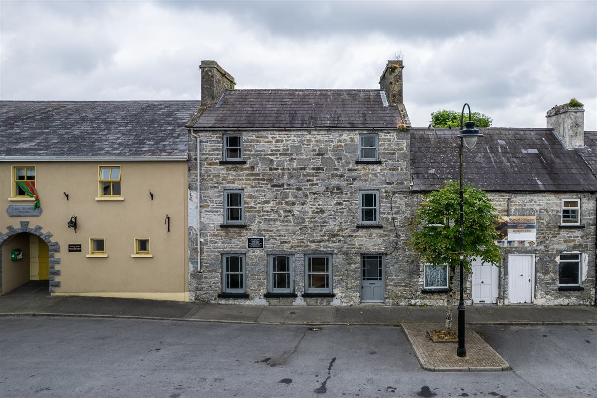 Hollymount Store, apartment & 2 houses, Hollymount, Mayo Property