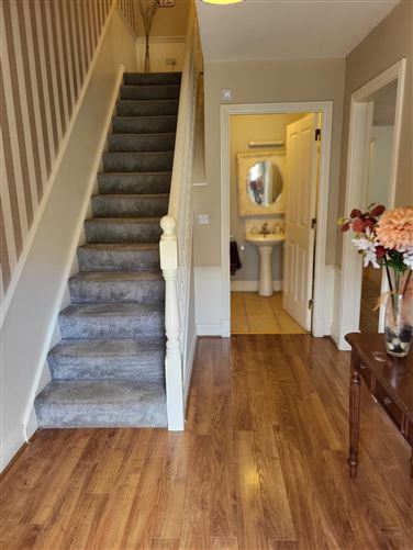 17 Lord Leitrim Court, Lough Rinn, Mohill, Leitrim