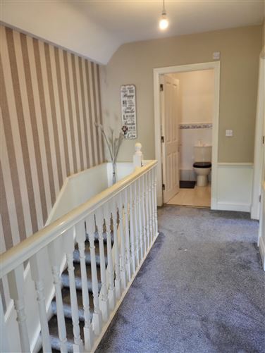 17 Lord Leitrim Court, Lough Rinn, Mohill, Leitrim
