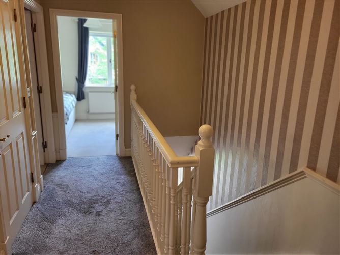 17 Lord Leitrim Court, Lough Rinn, Mohill, Leitrim