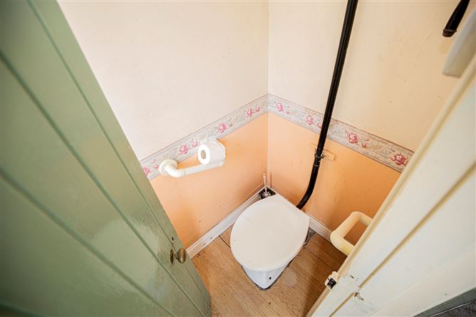 Photo 16 of 23 — 25, Ellenfield Road, Whitehall, Dublin 9