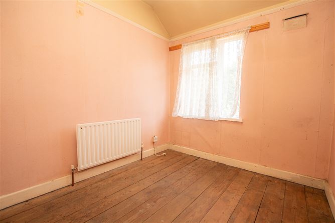 Photo 18 of 23 — 25, Ellenfield Road, Whitehall, Dublin 9