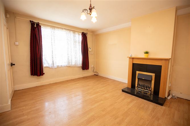 25, Ellenfield Road, Whitehall, Dublin 9