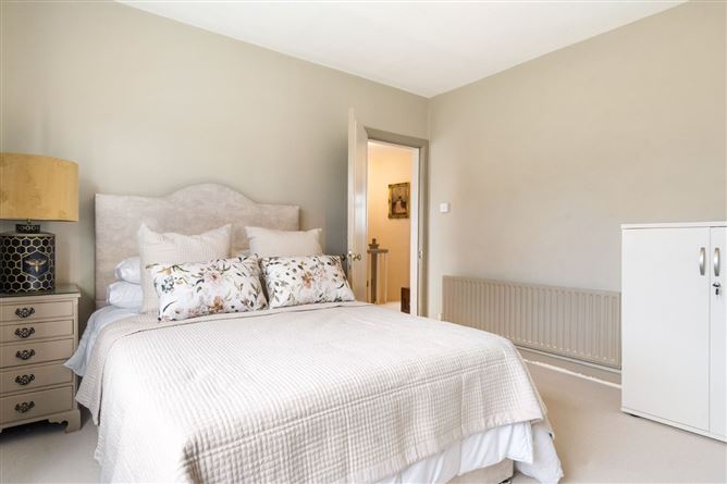 14 Rosehill, Carysfort Avenue, Blackrock, Co. Dublin