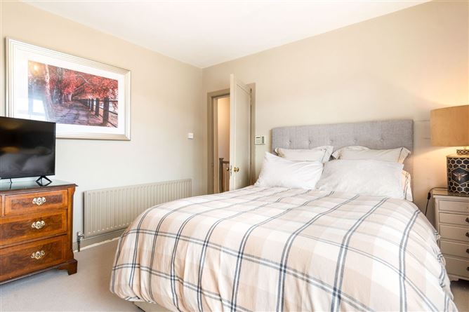 14 Rosehill, Carysfort Avenue, Blackrock, Co. Dublin