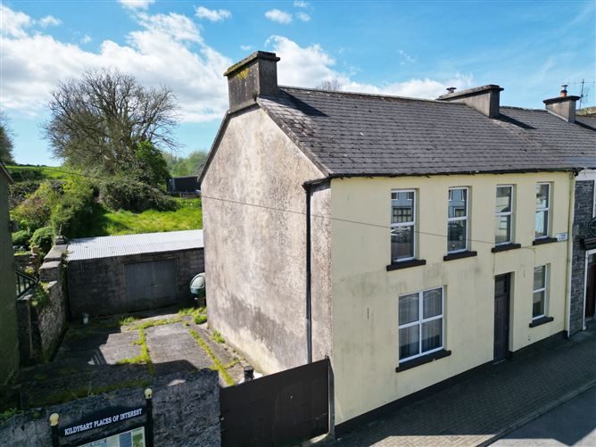 The Square, Kildysart, Co. Clare.
