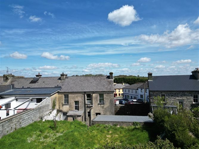 The Square, Kildysart, Co. Clare.
