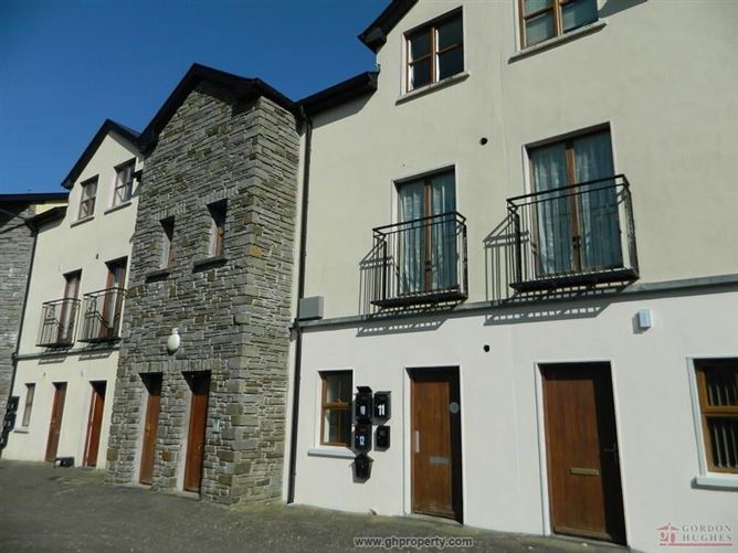 18 The Archway, Bridge Street, Carrick On Shannon, Co. Leitrim 