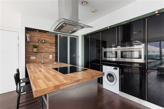 https://photos-a.propertyimages.ie/media/8/7/8/4933878/b8be8381-caed-40d7-90fd-558e21861918_l.jpg