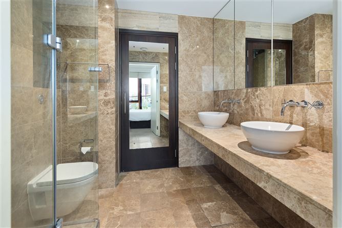 https://photos-a.propertyimages.ie/media/8/7/8/4933878/b8be8381-caed-40d7-90fd-558e21861918_l.jpg