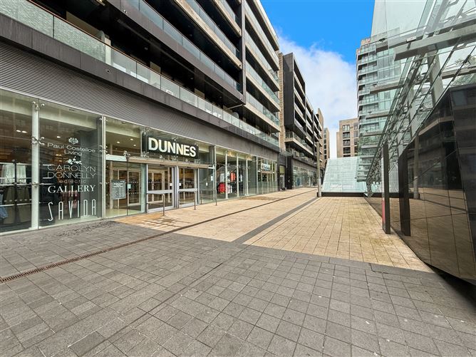 https://photos-a.propertyimages.ie/media/8/7/8/4933878/b8be8381-caed-40d7-90fd-558e21861918_l.jpg