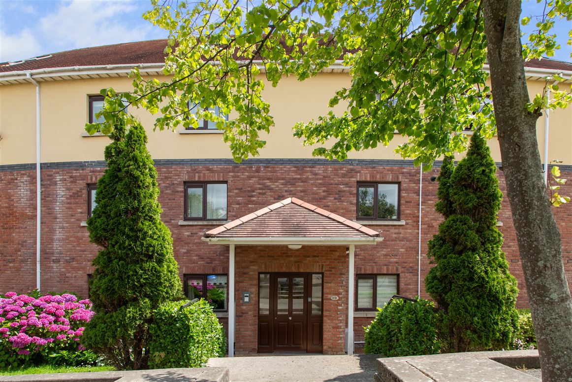 33 The Crescent Charelsand, Greystones, Wicklow