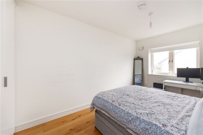 2 Parkside Grove, Balgriffin, Dublin 13