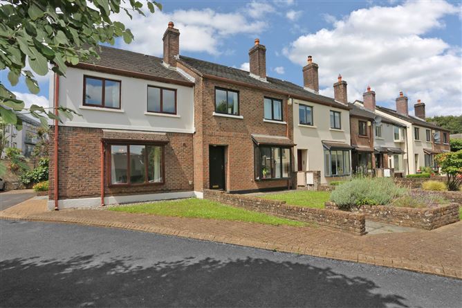 20 Rosehill, O`Callaghan Strand, County Limerick