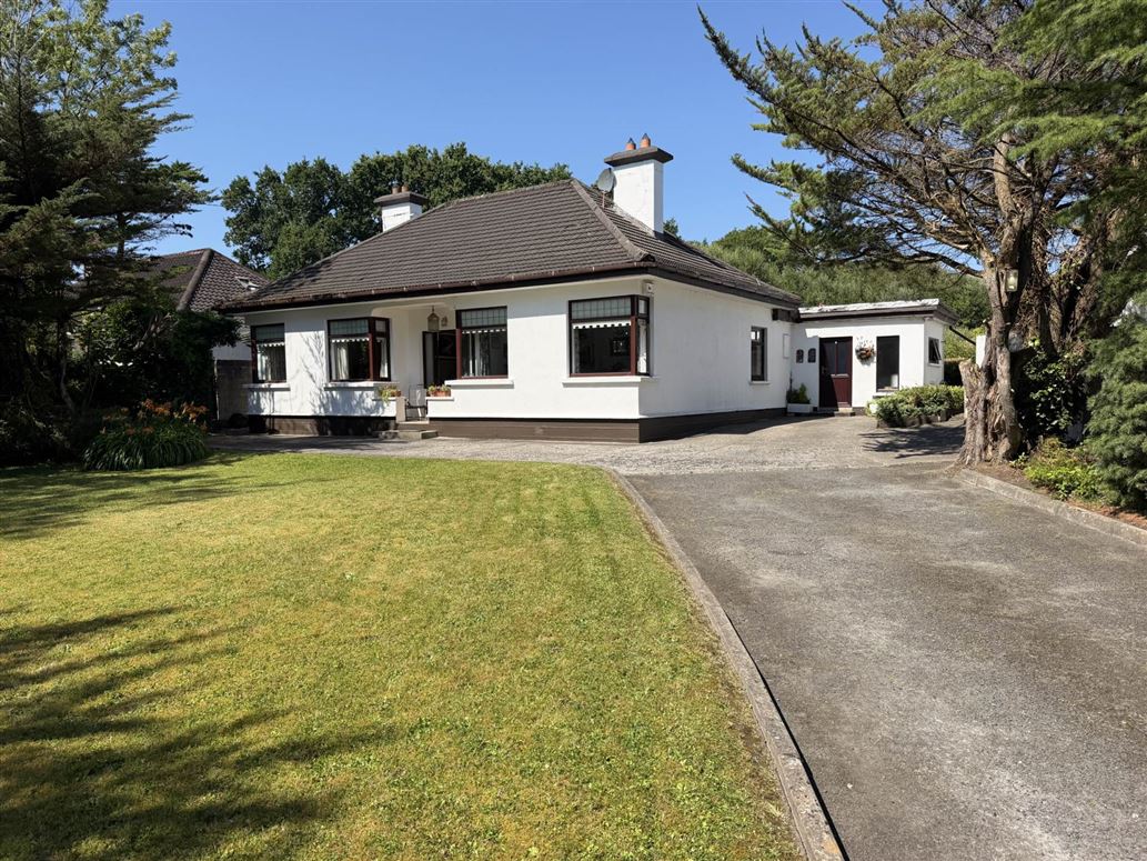 Parkroe, Ardnacrusha, County Clare