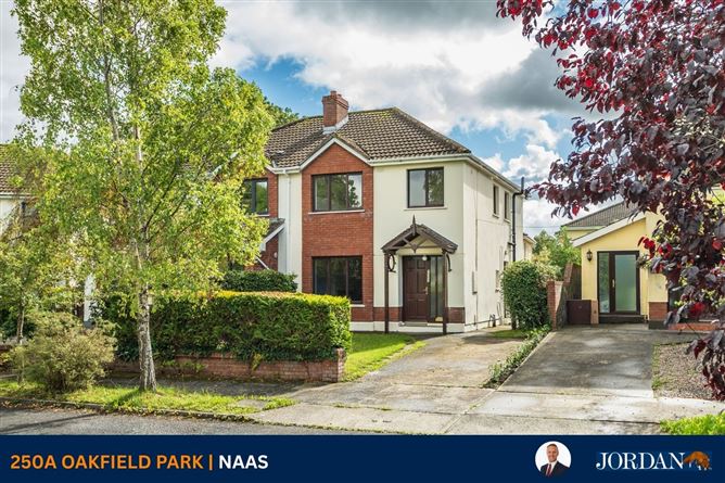 250A Oakfield Park, Naas, Co. Kildare