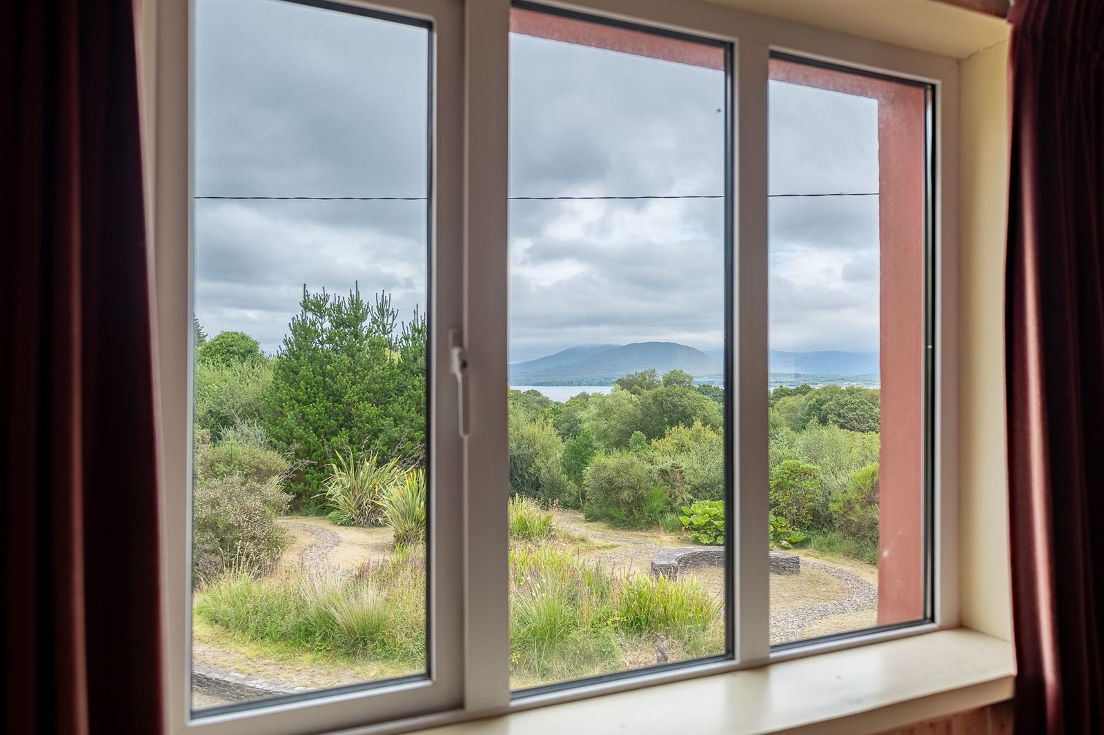 Oisin House, Doon, Tahilla, Co. Kerry, V93AP58 Oisin House, Doon, Tahilla, Co. Kerry, V93AP58
