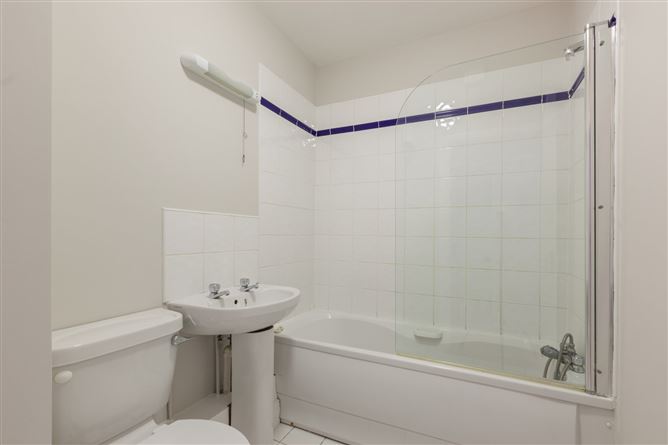30 Premier Square, Finglas, Dublin 11