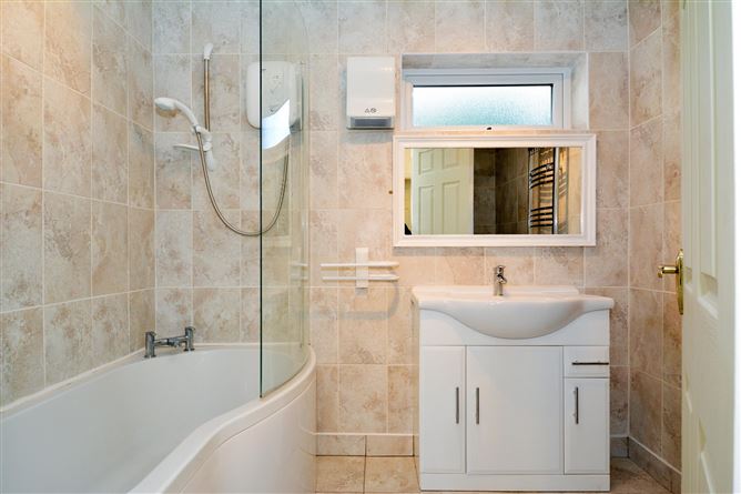 "Radharc", Uggool, Moycullen, Galway